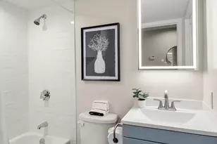 25 Holly Ln, Brookline, MA 02467 - Photo 7