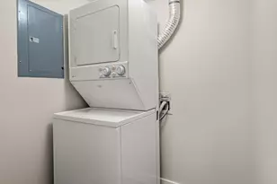 25 Holly Ln, Brookline, MA 02467 - Photo 19