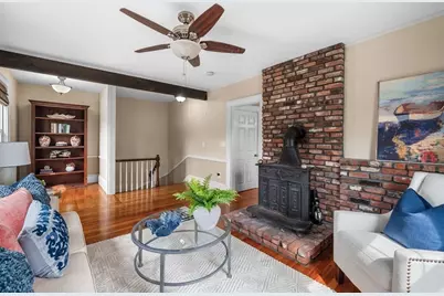 1 Maverick St #2, Marblehead, MA 01945 - Photo 7