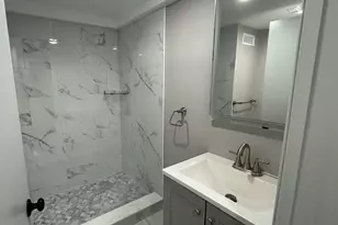 13 Hamilton St, Framingham, MA 01701 - Photo 3