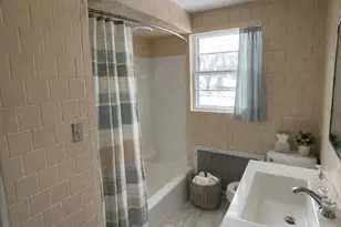 73 Davis St, North Andover, MA 01845 - Photo 5