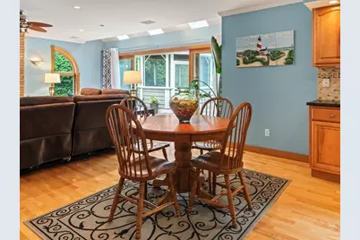 9 Santom St, Auburn, MA 01501 - Photo 9