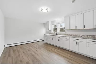 50 Frank St #50, Dracut, MA 01826 - Photo 5