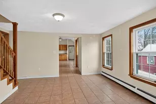 17 Mason St, Hudson, MA 01749 - Photo 11