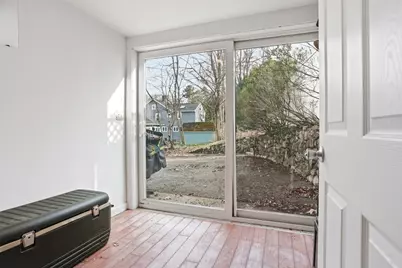 138 Pleasant St, Woburn, MA 01801 - Photo 21