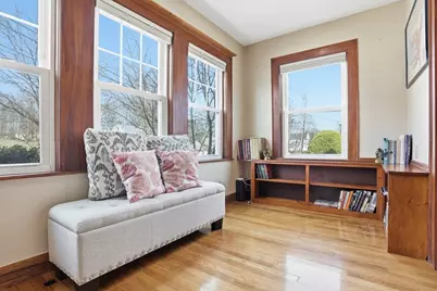 138 Pleasant St, Woburn, MA 01801 - Photo 11