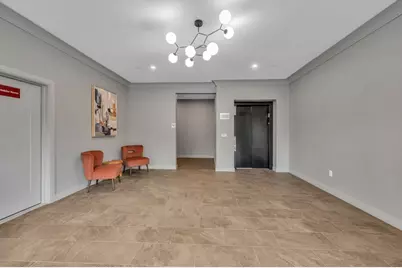 5245 Washington St #5, Boston, MA 02132 - Photo 27