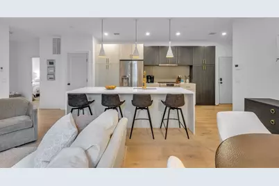 5245 Washington St #5, Boston, MA 02132 - Photo 9