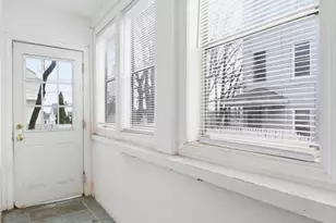 10 Almont Ave, Worcester, MA 01604 - Photo 37