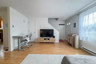 252 West St, Amherst, MA 01002 - Photo 9