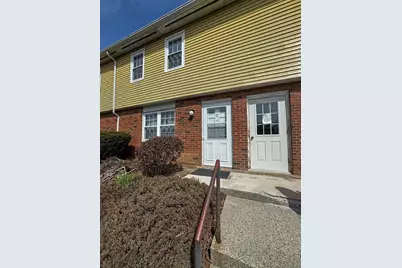 252 West St #3, Amherst, MA 01002 - Photo 1