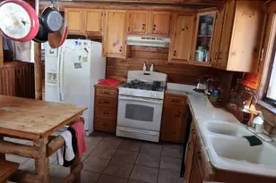 25 Old Center St, Carver, MA 02330 - Photo 7