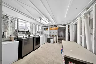 113 Dover St, Fall River, MA 02721 - Photo 31