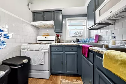 113 Dover St, Fall River, MA 02721 - Photo 9