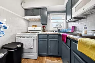 113 Dover St, Fall River, MA 02721 - Photo 9