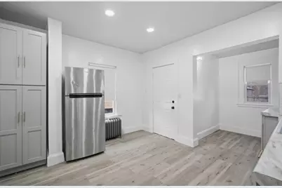 153 Bristol St, Springfield, MA 01109 - Photo 9