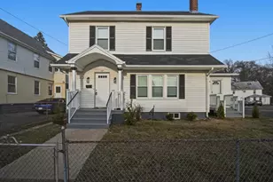 153 Bristol St, Springfield, MA 01109 - Photo 1