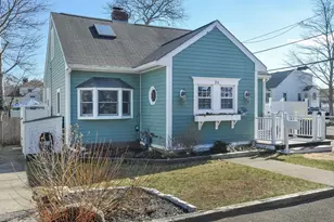28 E St, Hull, MA 02045 - Photo 3