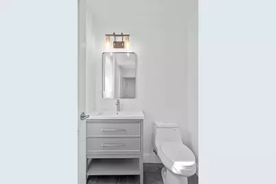 204 Green St, Marblehead, MA 01945 - Photo 17