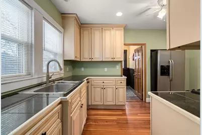 25-27 Lafayette #U2, Fairhaven, MA 02719 - Photo 5