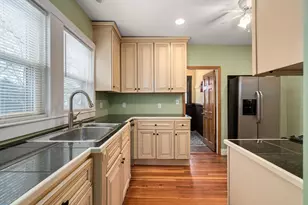 25-27 Lafayette, Fairhaven, MA 02719 - Photo 5