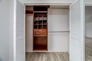 39 Berlin St, Clinton, MA 01510 - Photo 17