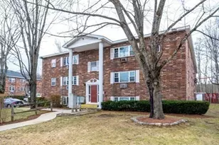 39 Berlin St, Clinton, MA 01510 - Photo 21