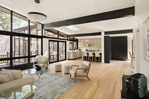 367 Newton St, Brookline, MA 02467 - Photo 7