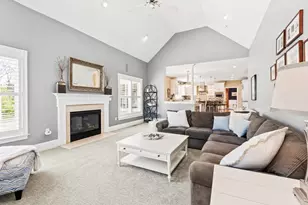 43 Lenox Dr, Franklin, MA 02038 - Photo 5