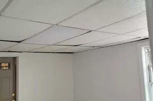 23 Suffolk St, Worcester, MA 01604 - Photo 15