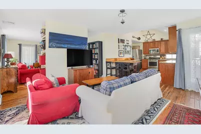 215 South St, Wrentham, MA 02093 - Photo 15