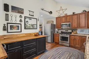 215 South St, Wrentham, MA 02093 - Photo 7