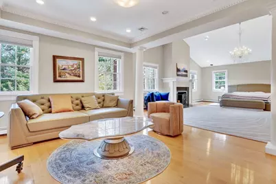 451 Wellesley St, Weston, MA 02493 - Photo 17