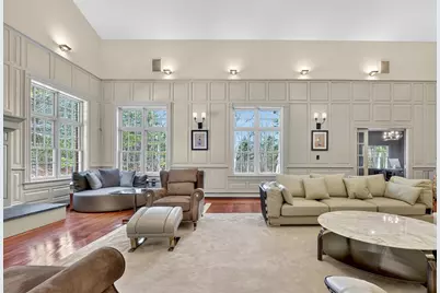 451 Wellesley St, Weston, MA 02493 - Photo 5