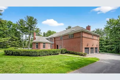 451 Wellesley St, Weston, MA 02493 - Photo 27
