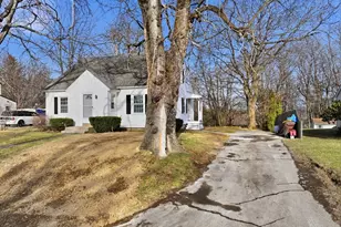 18 Carroll St, Auburn, MA 01501 - Photo 13