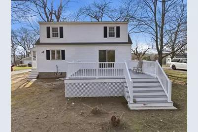 18 Carroll St, Auburn, MA 01501 - Photo 5