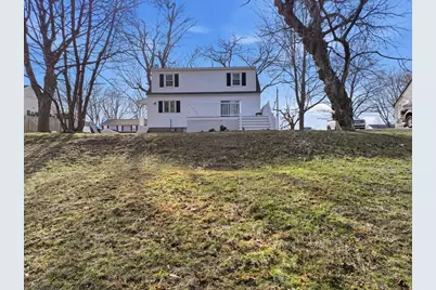 18 Carroll St, Auburn, MA 01501 - Photo 3