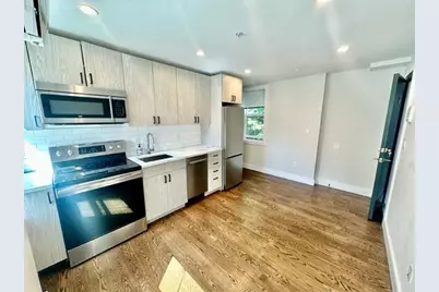 366 Hanover #7, Boston, MA 02113 - Photo 3