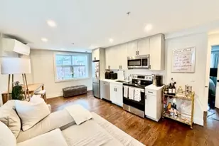 366 Hanover, Boston, MA 02113 - Photo 5