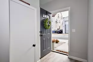 550 Spring St, Fall River, MA 02721 - Photo 3