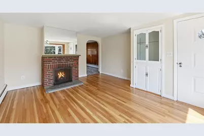 113 North St, Shrewsbury, MA 01545 - Photo 13