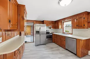 113 North St, Shrewsbury, MA 01545 - Photo 5