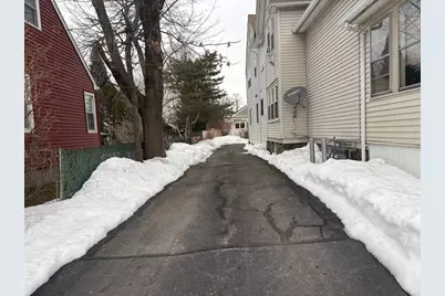 19 Summerhill Ave #D, Worcester, MA 01606 - Photo 3