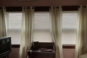 9 Montgomery St, Westfield, MA 01085 - Photo 19