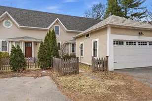 32 N Prospect St, Amherst, MA 01002 - Photo 1