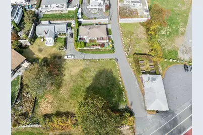 41 Hough Avenue, Gloucester, MA 01930 - Photo 11