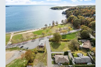 41 Hough Avenue, Gloucester, MA 01930 - Photo 1