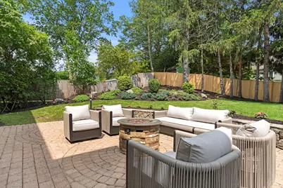 22 Scotney Road, Newton, MA 02467 - Photo 5