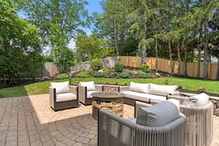 22 Scotney Rd, Newton, MA 02467 - Photo 5